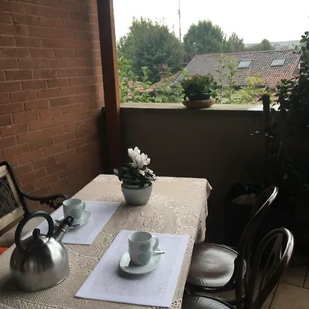 Apartment Green Park Con Terrazzino. Box Auto Gratuito. Turin