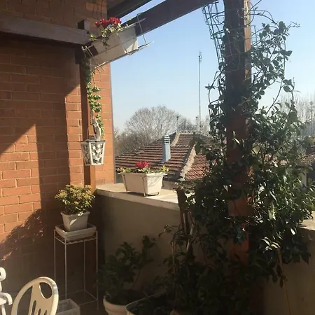 Green Park Con Terrazzino. Box Auto Gratuito. Apartment Turin