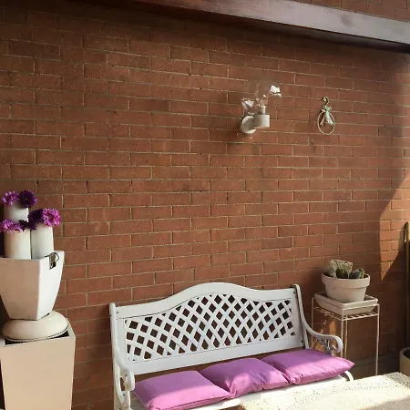 Green Park Con Terrazzino. Box Auto Gratuito. *