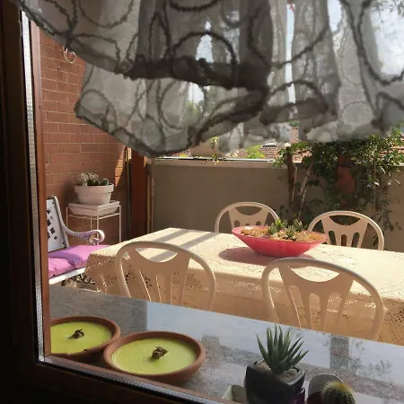 Green Park Con Terrazzino. Box Auto Gratuito. Apartment